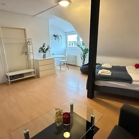 - Location شقة كارلسروه